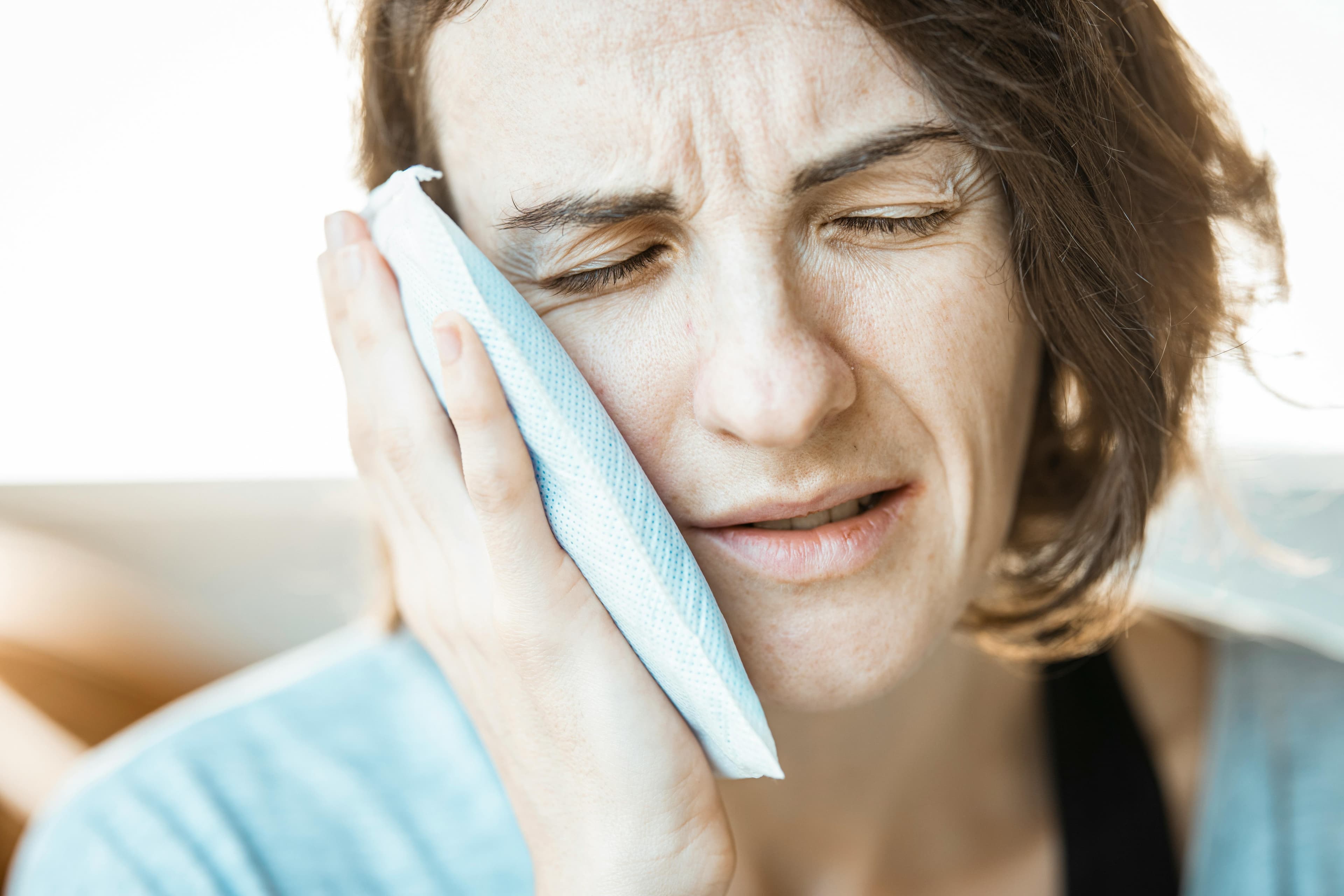 Post-Tooth Extraction Pain: Causes and Care